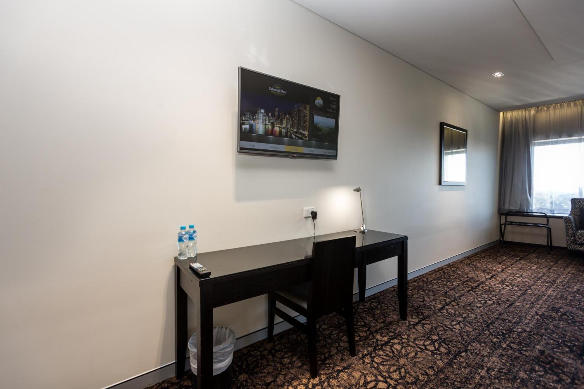 Calamvale Hotel Suites And Conference Centre Brisbane Kültér fotó